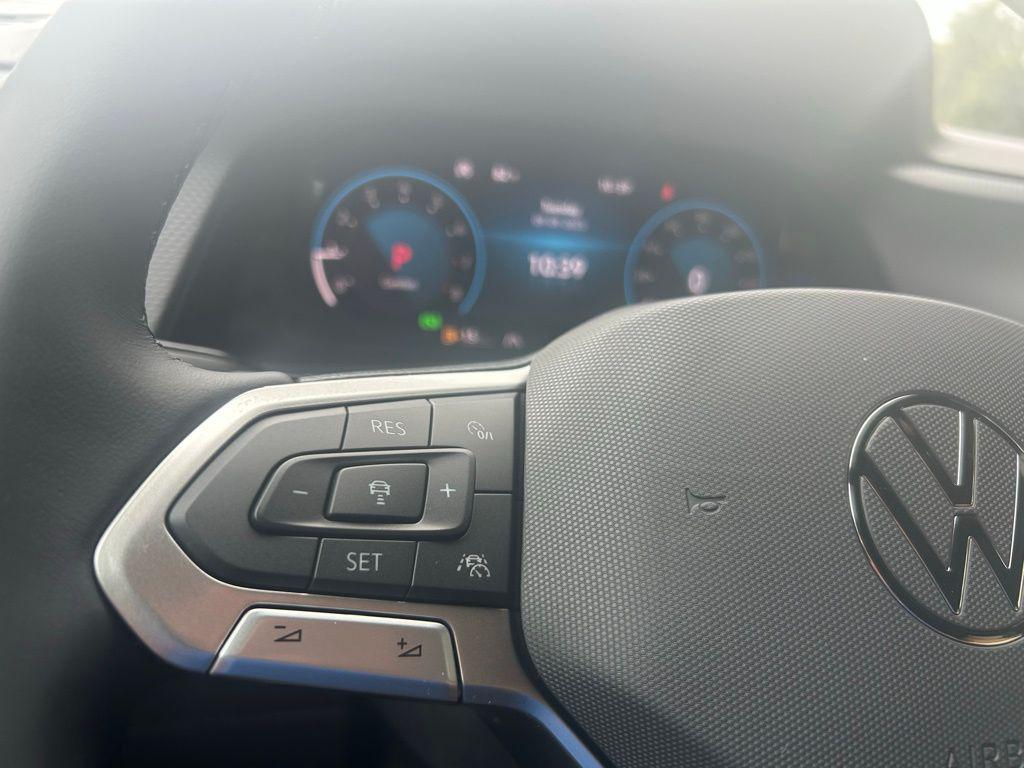 new 2026 Volkswagen Atlas Cross Sport car, priced at $51,577
