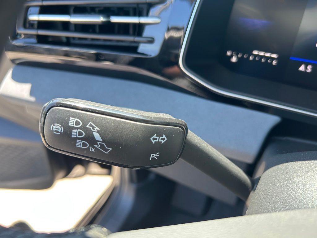 used 2025 Volkswagen Jetta car, priced at $25,333