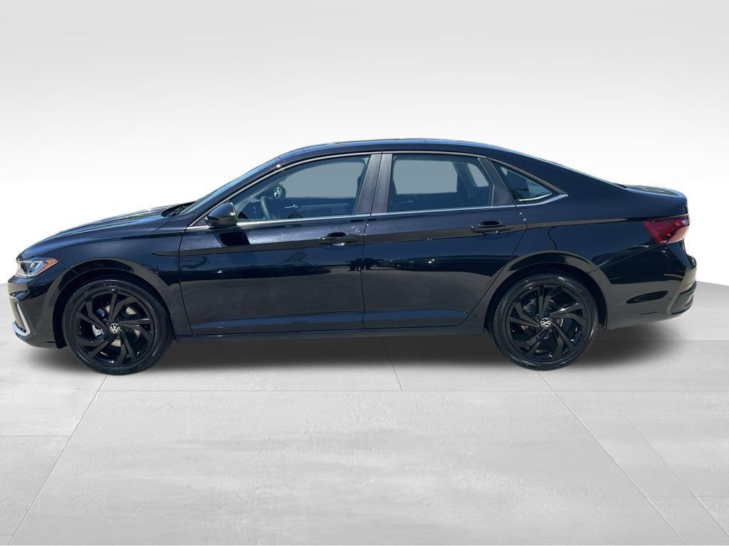 used 2025 Volkswagen Jetta car, priced at $25,333