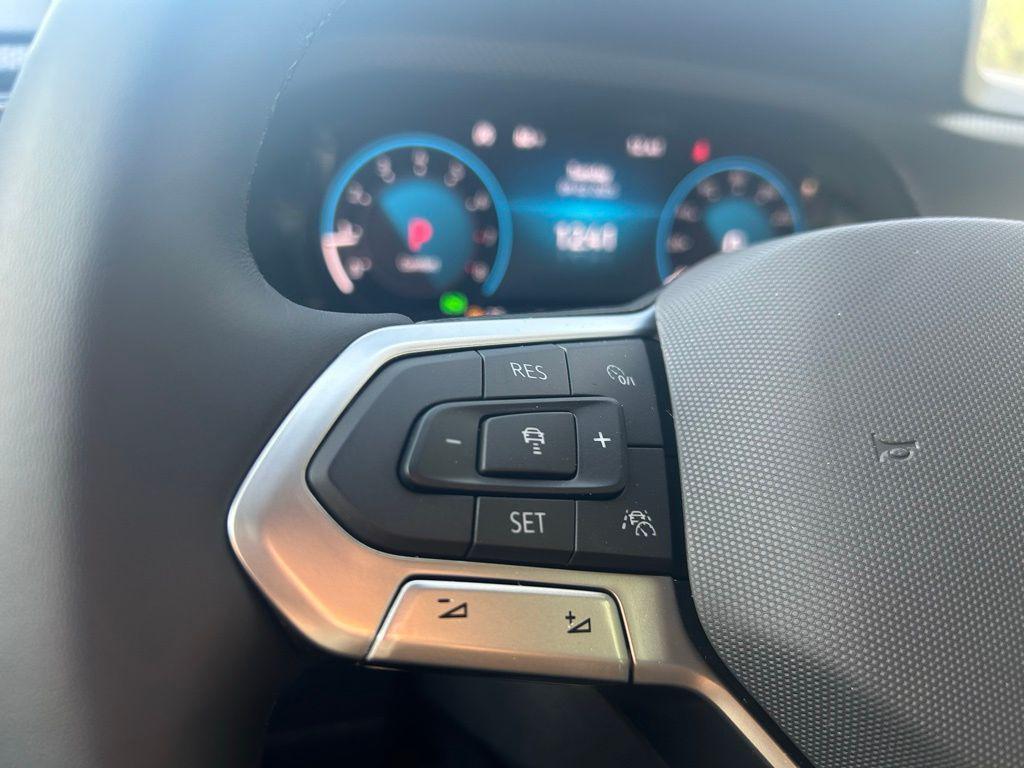 new 2025 Volkswagen Atlas Cross Sport car, priced at $45,461