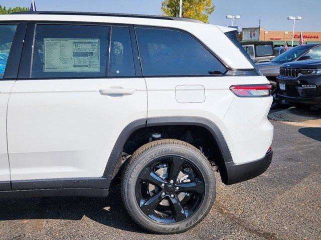 new 2025 Jeep Grand Cherokee car, priced at $47,788