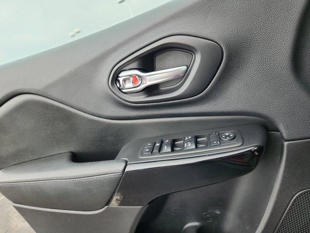 used 2019 Jeep Cherokee car, priced at $18,380