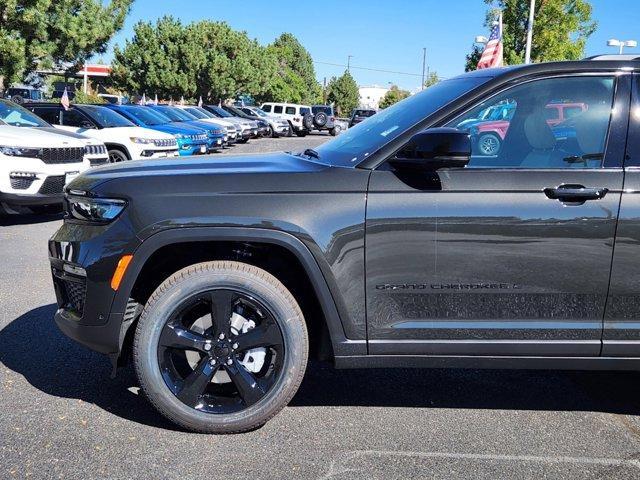 new 2025 Jeep Grand Cherokee car, priced at $57,347