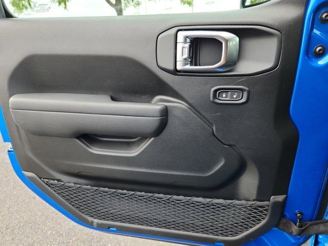 new 2025 Jeep Wrangler car, priced at $45,465