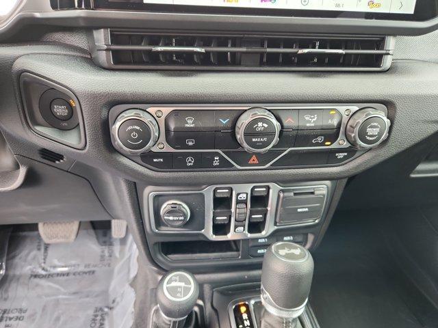 new 2025 Jeep Wrangler car, priced at $45,465