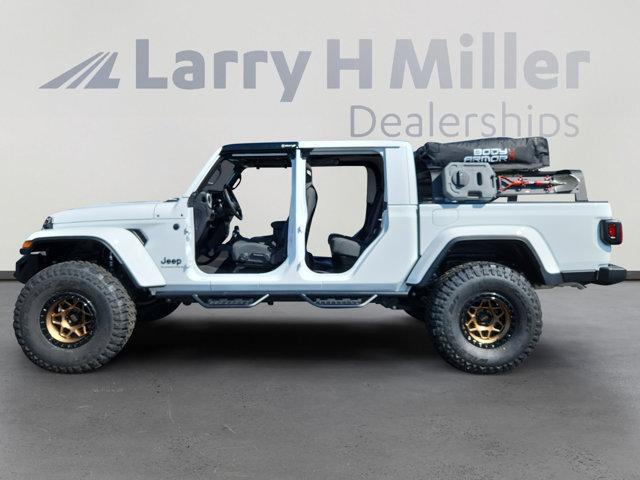 new 2025 Jeep Gladiator car, priced at $66,112