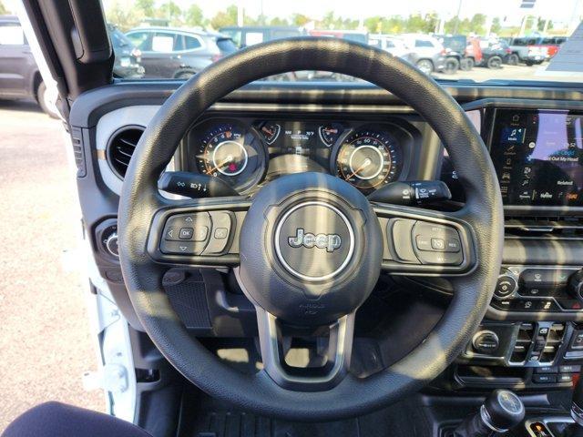 new 2025 Jeep Gladiator car, priced at $66,112