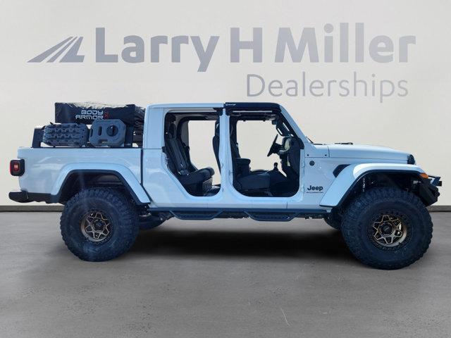 new 2025 Jeep Gladiator car, priced at $66,112