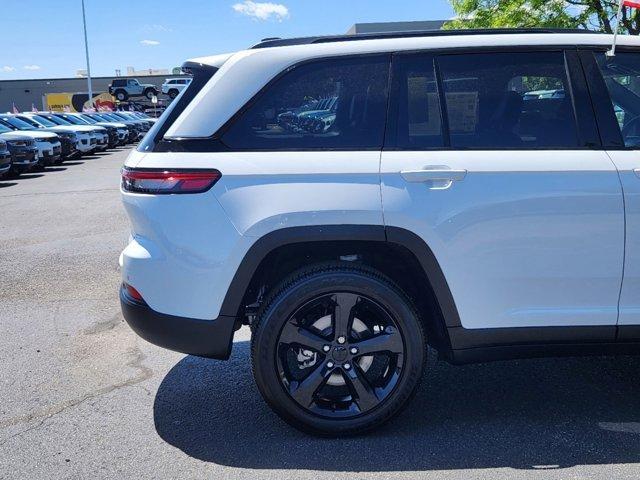 used 2023 Jeep Grand Cherokee car, priced at $38,891