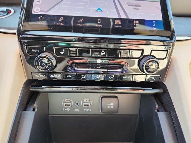new 2025 Jeep Grand Cherokee car, priced at $45,427