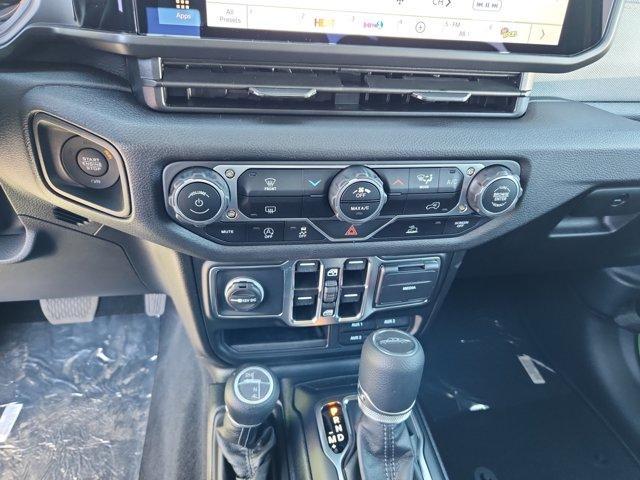 new 2025 Jeep Gladiator car, priced at $43,294