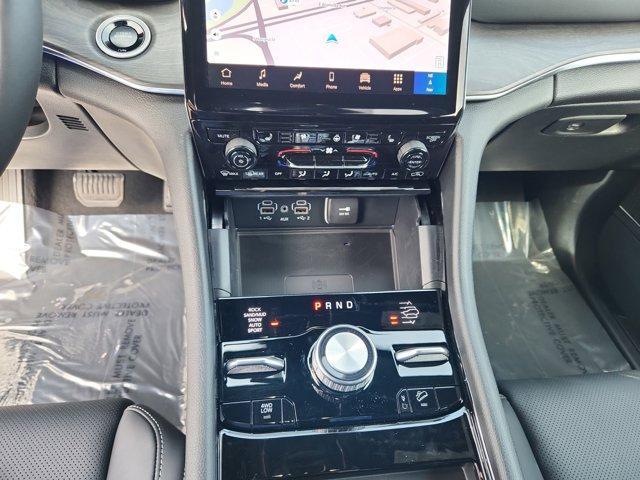 new 2025 Jeep Grand Cherokee car, priced at $69,340