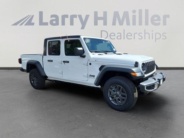 new 2025 Jeep Gladiator car, priced at $42,909