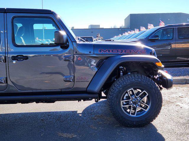 new 2024 Jeep Gladiator car, priced at $45,167