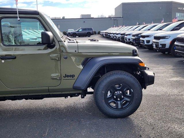 new 2025 Jeep Wrangler car, priced at $40,054