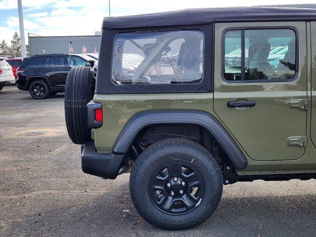 new 2025 Jeep Wrangler car, priced at $40,054