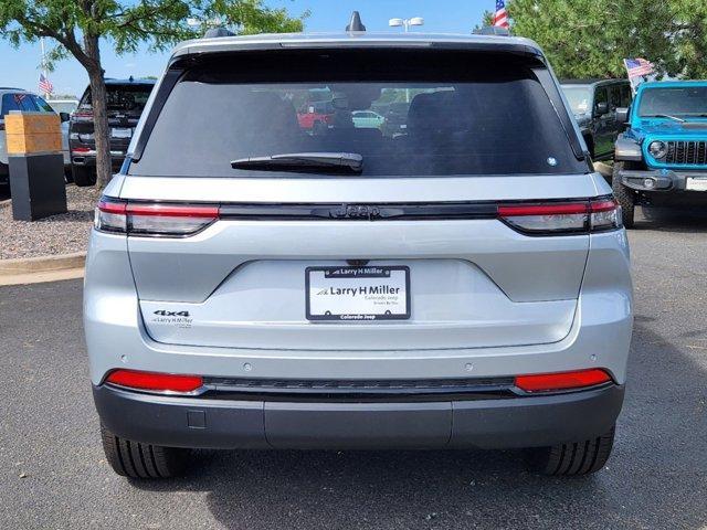 new 2024 Jeep Grand Cherokee car, priced at $45,864