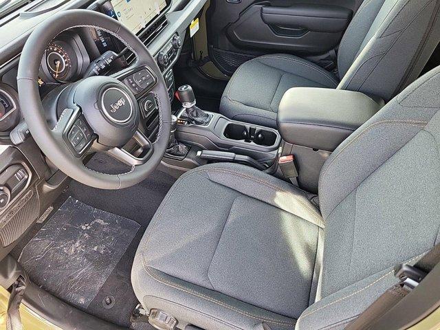 new 2025 Jeep Wrangler car, priced at $47,126