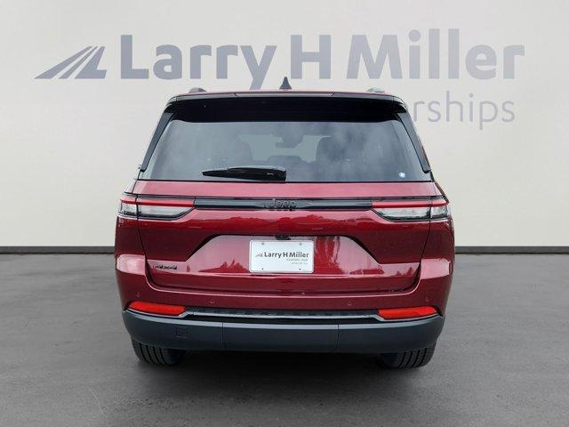new 2025 Jeep Grand Cherokee car, priced at $45,877
