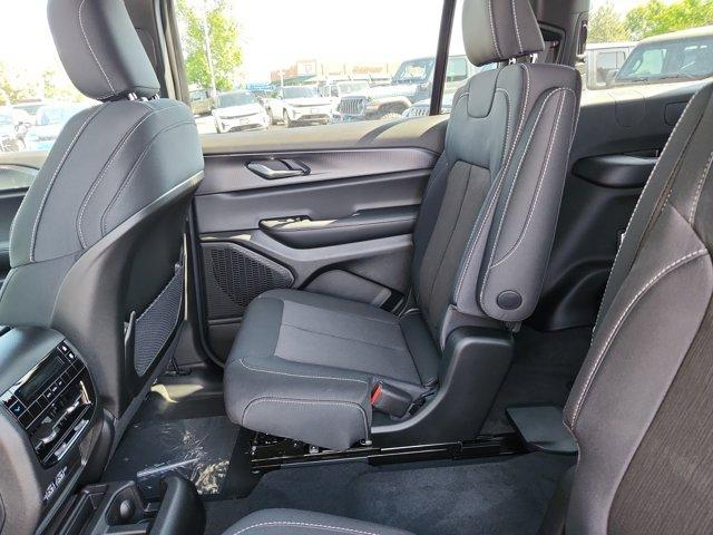 new 2025 Jeep Grand Cherokee L car, priced at $40,738