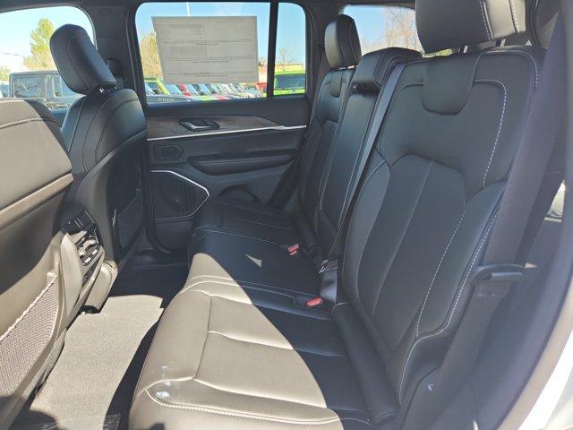 new 2025 Jeep Grand Cherokee car, priced at $51,783