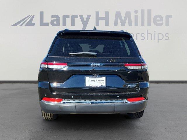 used 2023 Jeep Grand Cherokee car, priced at $29,301