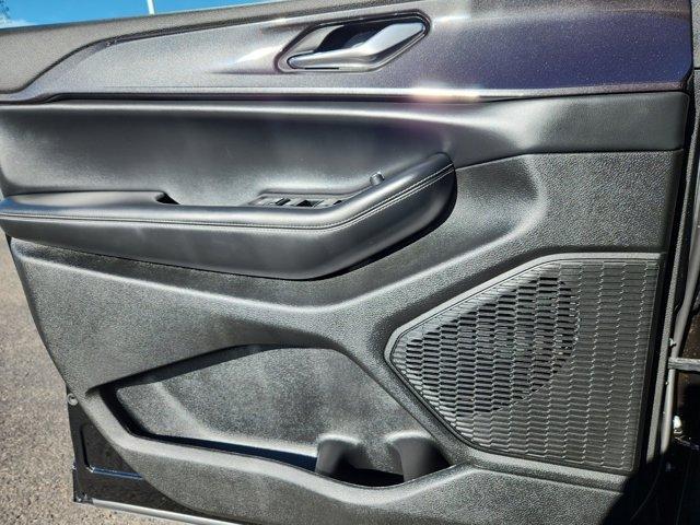 used 2023 Jeep Grand Cherokee car, priced at $29,301