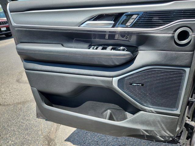 new 2025 Jeep Wagoneer car, priced at $76,394