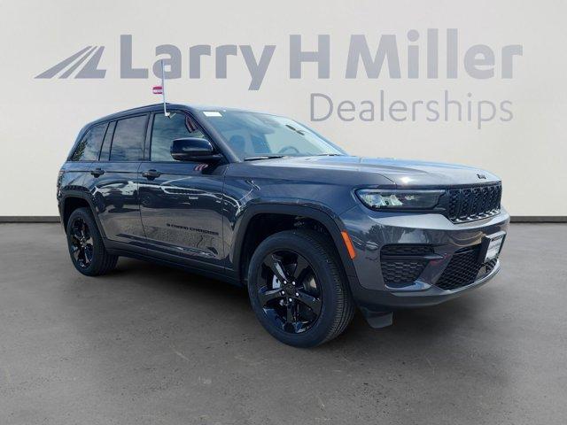 new 2025 Jeep Grand Cherokee car, priced at $45,357