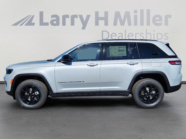 new 2025 Jeep Grand Cherokee car, priced at $43,298