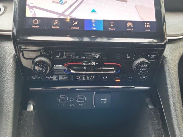 used 2022 Jeep Grand Cherokee car, priced at $33,999