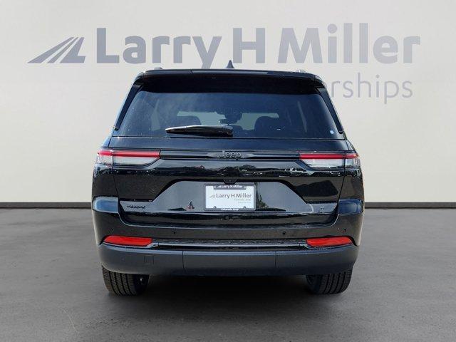 new 2025 Jeep Grand Cherokee car, priced at $45,877