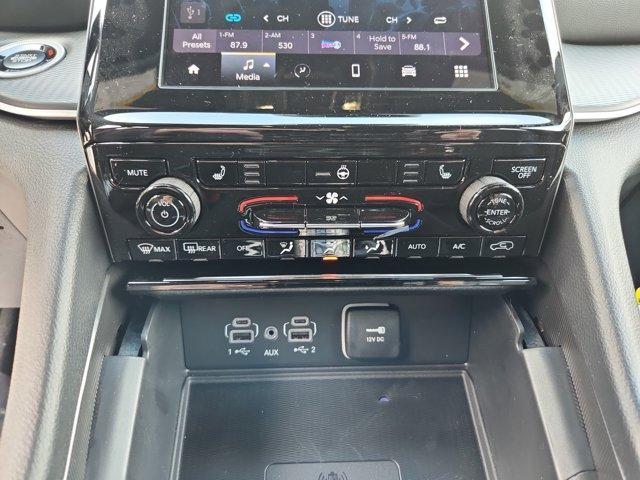 new 2025 Jeep Grand Cherokee car, priced at $45,877