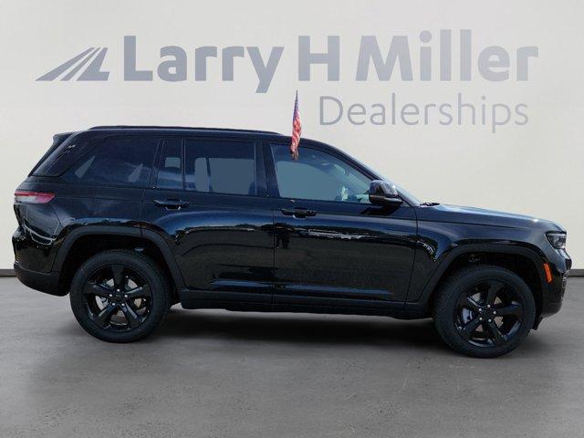 new 2025 Jeep Grand Cherokee car, priced at $45,877