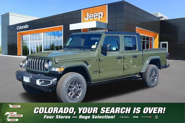 new 2024 Jeep Gladiator car, priced at $55,898