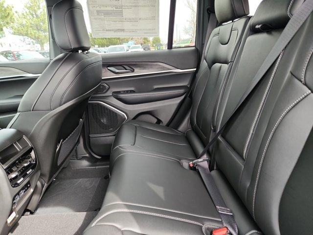 new 2025 Jeep Grand Cherokee car, priced at $52,372
