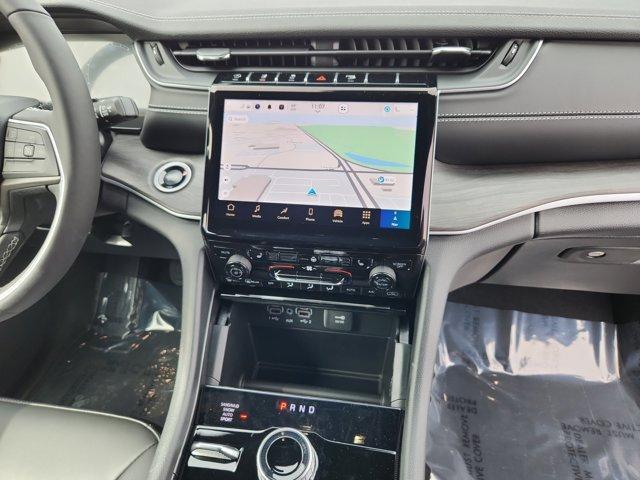 new 2025 Jeep Grand Cherokee car, priced at $52,372