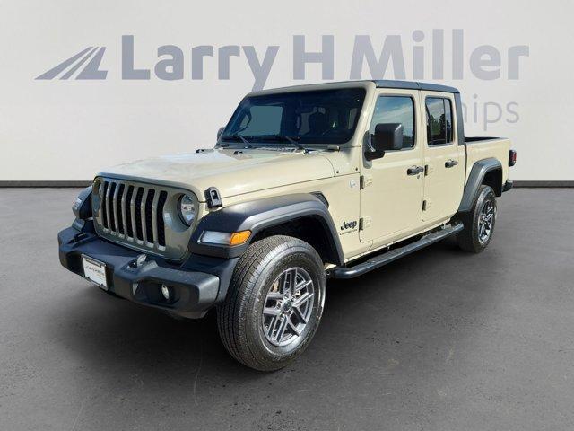 used 2020 Jeep Gladiator car, priced at $24,301