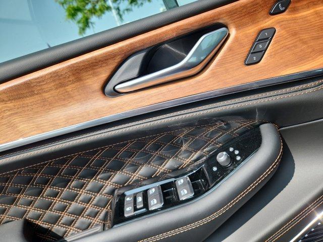 new 2025 Jeep Grand Cherokee car, priced at $72,852