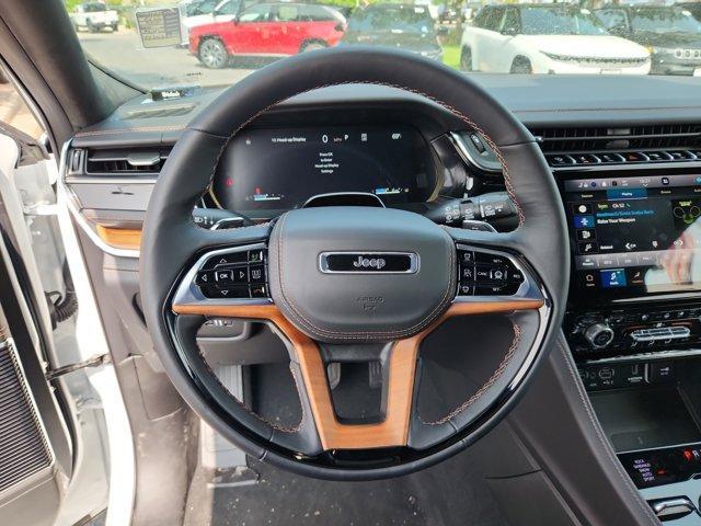 new 2025 Jeep Grand Cherokee car, priced at $72,852
