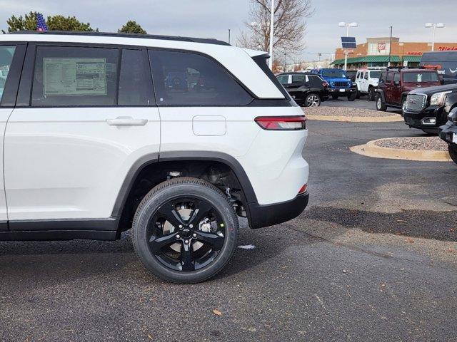 new 2025 Jeep Grand Cherokee car, priced at $45,293