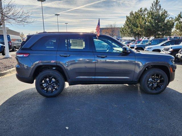 new 2025 Jeep Grand Cherokee car, priced at $44,749