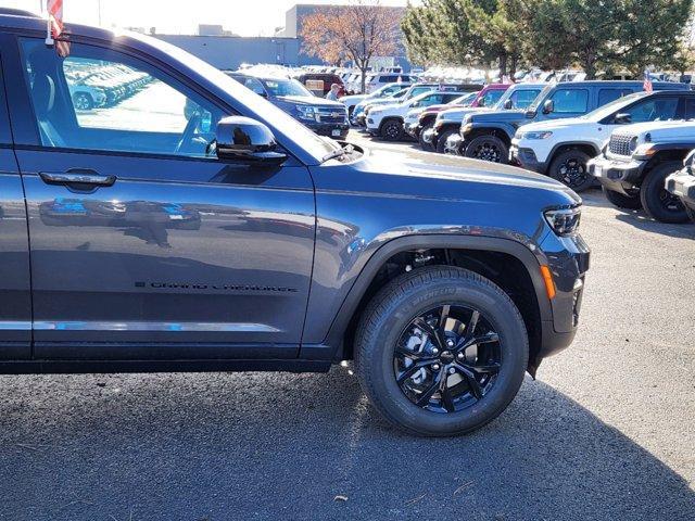 new 2025 Jeep Grand Cherokee car, priced at $44,749