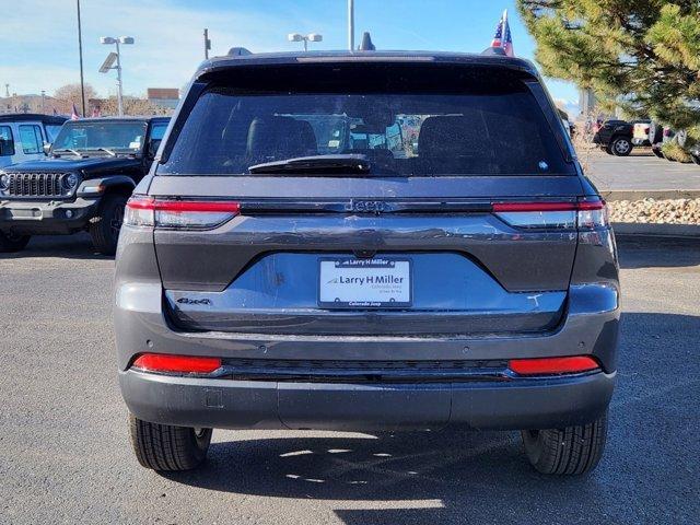 new 2025 Jeep Grand Cherokee car, priced at $44,749