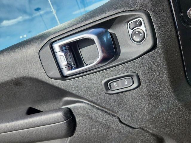 new 2025 Jeep Gladiator car, priced at $53,674