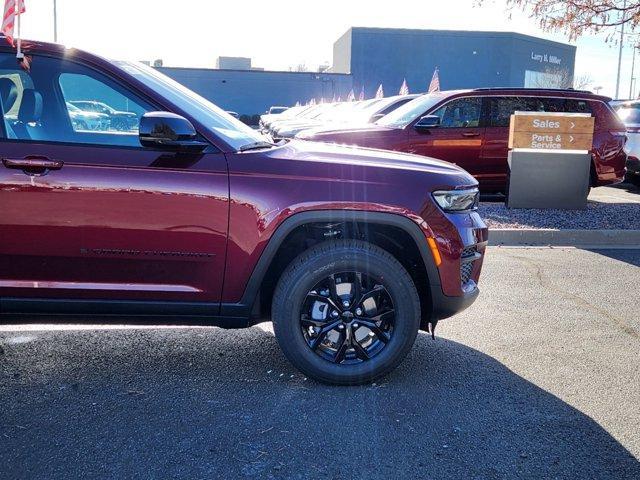 new 2025 Jeep Grand Cherokee car, priced at $45,224