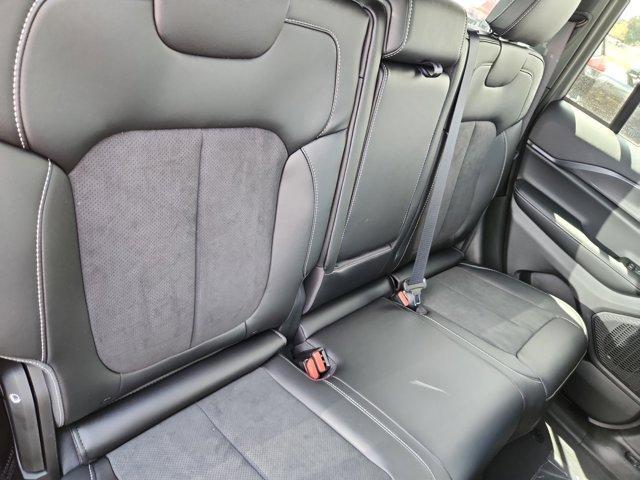 new 2025 Jeep Grand Cherokee car, priced at $45,555