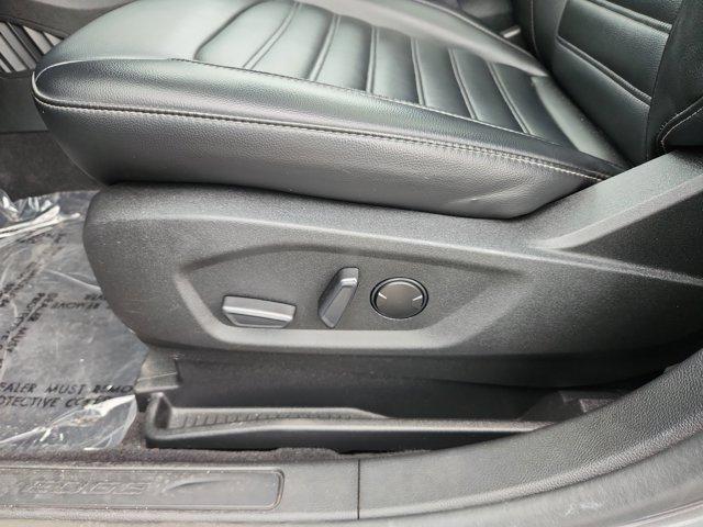 used 2024 Ford Edge car, priced at $25,001