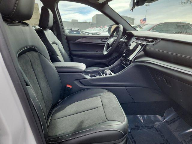 new 2025 Jeep Grand Cherokee car, priced at $44,283