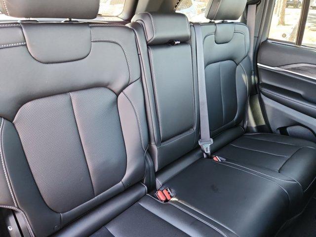 new 2025 Jeep Grand Cherokee car, priced at $50,271